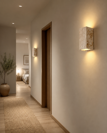 Applique murale en pierre naturelle travertin style minimaliste couloir
